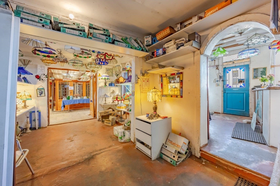 8 Bedroom Property for Sale in Lakeside Western Cape